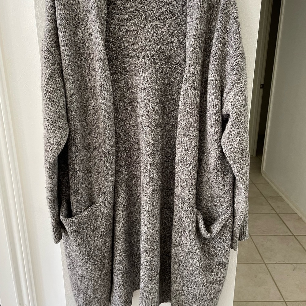 Super long sweater with pockets!